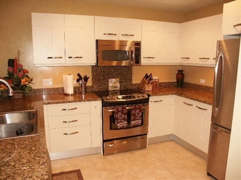 Snaisdero Italian cabinets