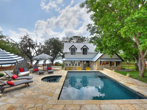 The Cottage at Paradise Cove