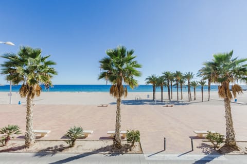 Beach nearby, sun loungers