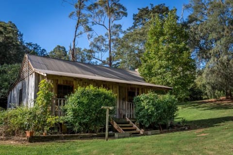 Magnolia Cottage front