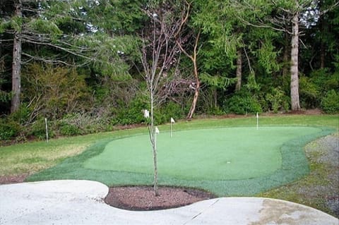 Patio & Putting Green