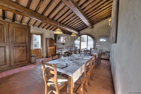 The very large DININGROOM for up to 22 PEOPLE!