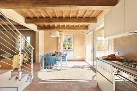 Common Room, Dining Room, Kitchen