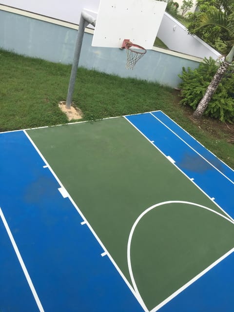 Sport court