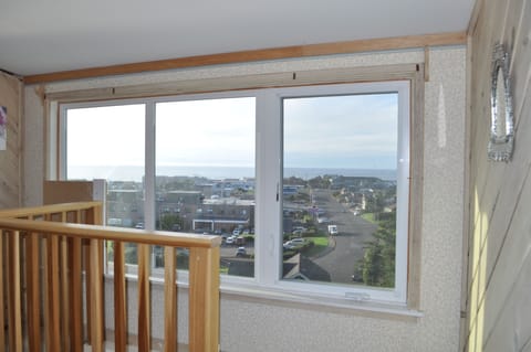 View from Loft looks over ocean