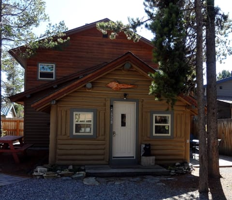 Front of cabin 9/2014