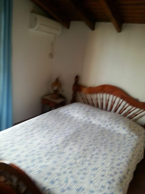 2 bedrooms, iron/ironing board, cribs/infant beds, free WiFi