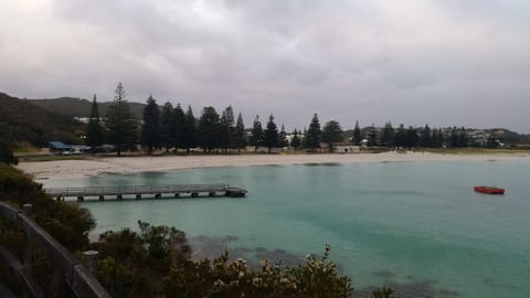 Beach nearby, sun loungers, beach towels