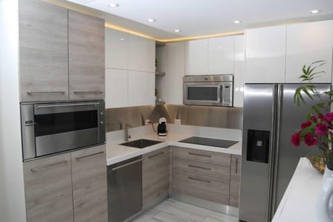 Kitchen, all new appliances