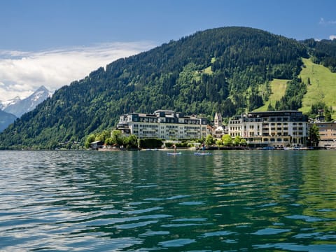 Surroundings [summer] (1-5 km)