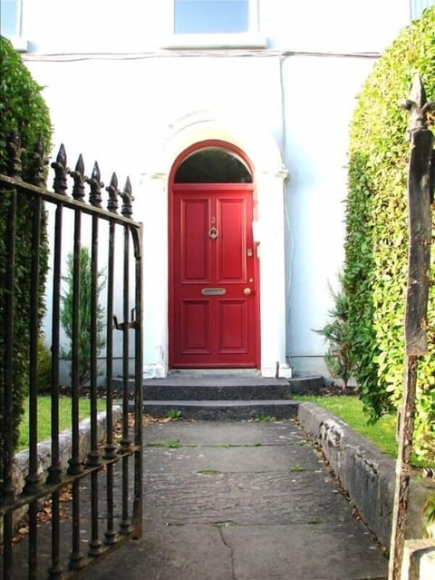 Entrance Hall Door to ground floor