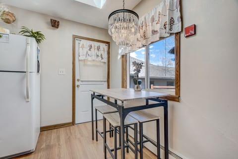 Table and four chairs!