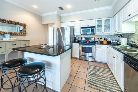 Granite Countertops with Island