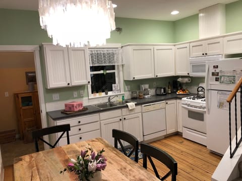 Well appointed gourmet kitchen.