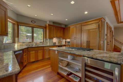 Gourmet kitchen with ample room to have many cooks in the kitchen and entertain.