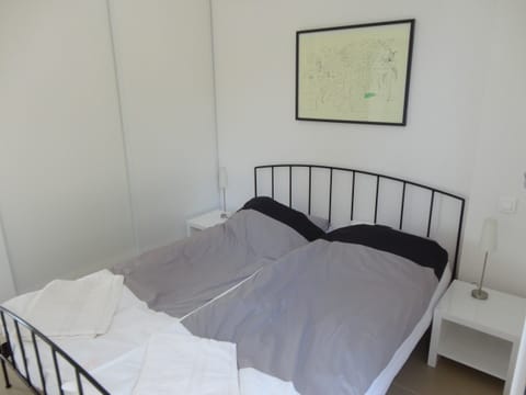 2 bedrooms, iron/ironing board, travel crib, free WiFi