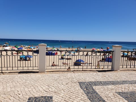 Beach nearby, beach towels