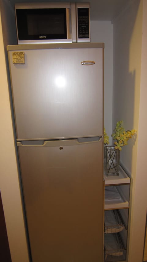 Fridge and microwave