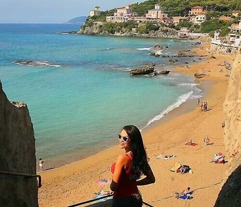 Beach nearby, beach towels