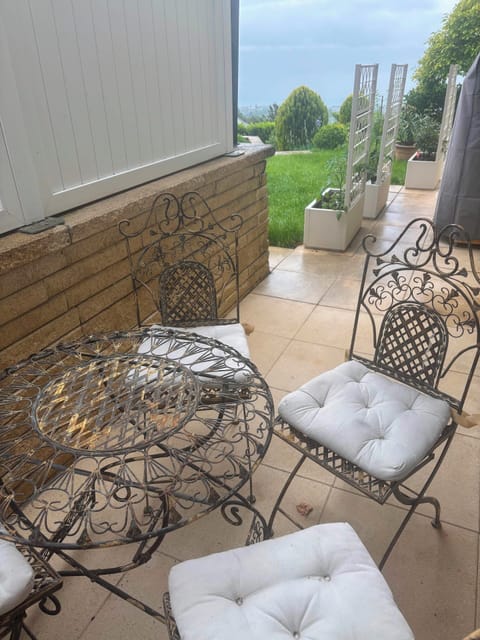 Private covered terrace