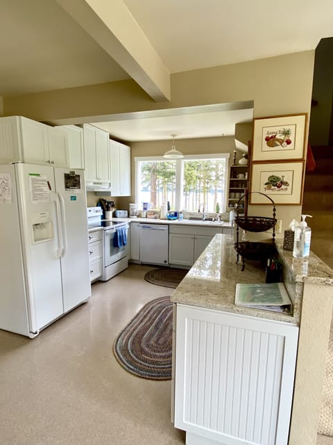 Kitchen with granite counters