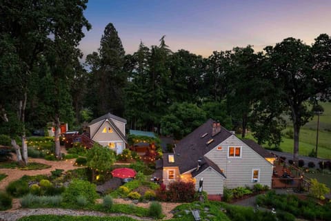 Welcome to Hoffman Woods Estate! Please enjoy this one of a kind West Linn rental!