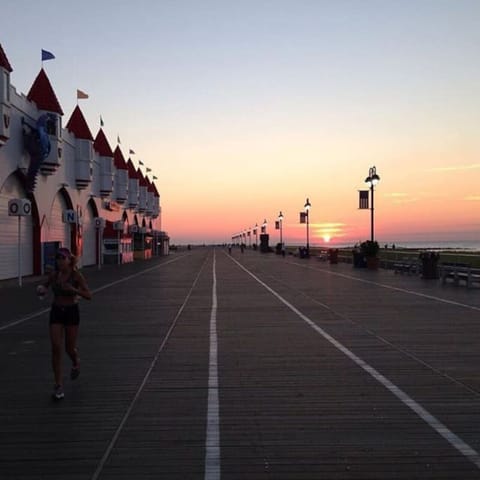 The infamous OC boardwalk is close enough to bike or drive to in 5 minutes, but you won't have the hassles of the noise or traffic since our home is at 36th street.
