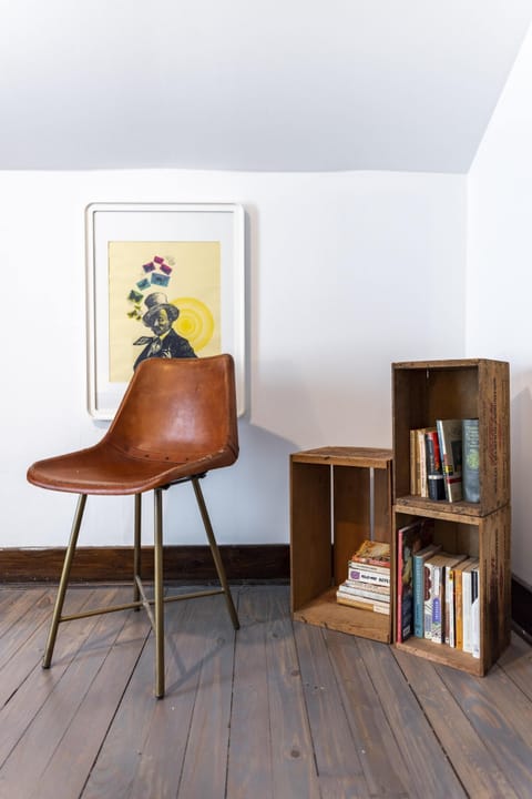 Reading area in "Appleblossom".  Get absorbed and we're willing to swap books!