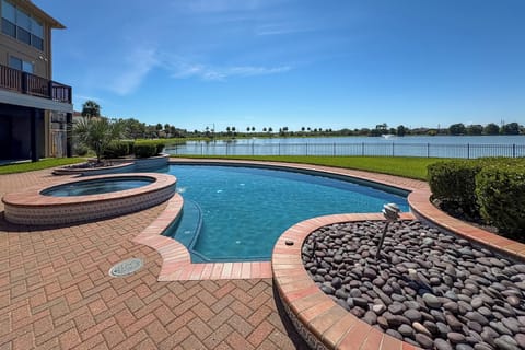 Houston Vacation Rental | 5BR | 5.5BA | 4,832 Sq Ft | Step Free Entry