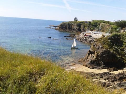 Beach nearby, sun loungers