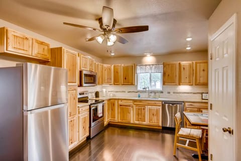 Granite countertop; New stainless steel appliances; Fully equipped kitchen