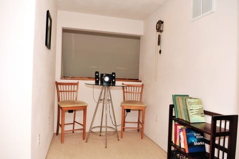 3rd Story Common Area