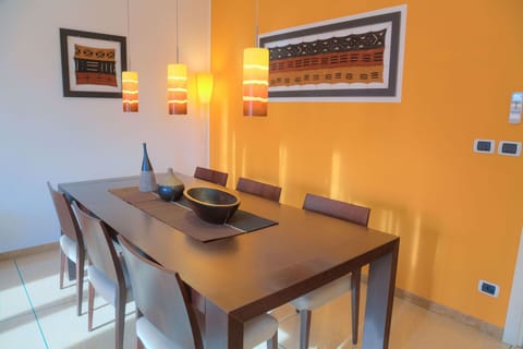 Kitchen, Living Room