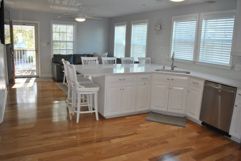 Newly remodeled with beautiful large quartz counter top and stainless appliances