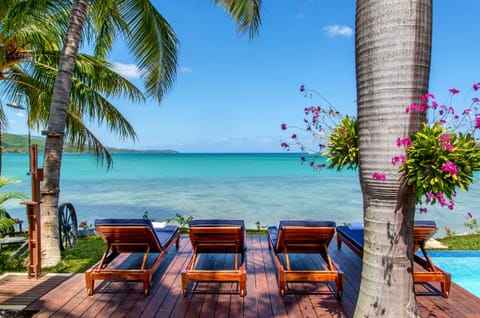 Outdoor pool, an infinity pool