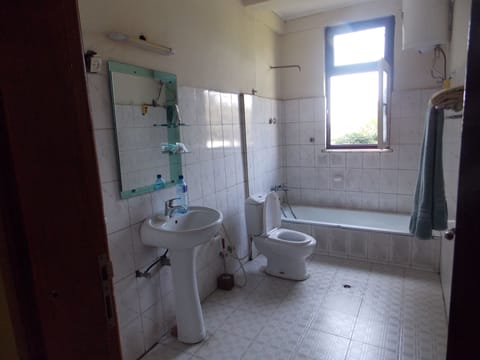 bathroom of the two bedrom