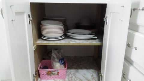 Microwave, coffee/tea maker, cookware/dishes/utensils