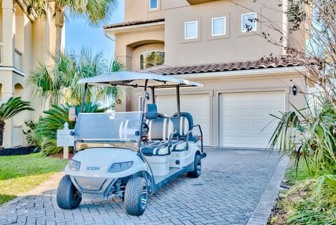 Street legal 6-seater golf cart