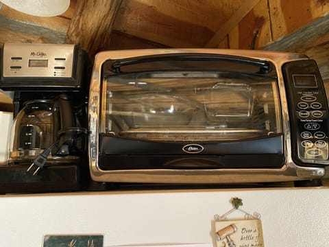 Coffee maker and Large toaster oven