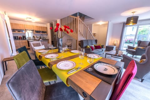 Dining room for 8 people 