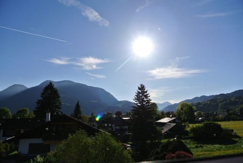 Top floor apartment in a prime location with a magnificent view Apartment in Garmisch-Partenkirchen