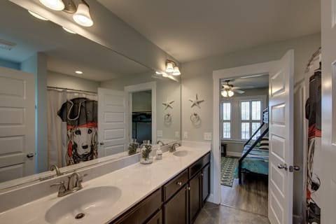 Jack and Jill bathroom shared by king and bunk room.