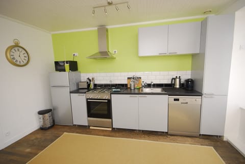 Modern Kitchen with everything you'll need for a great holiday.