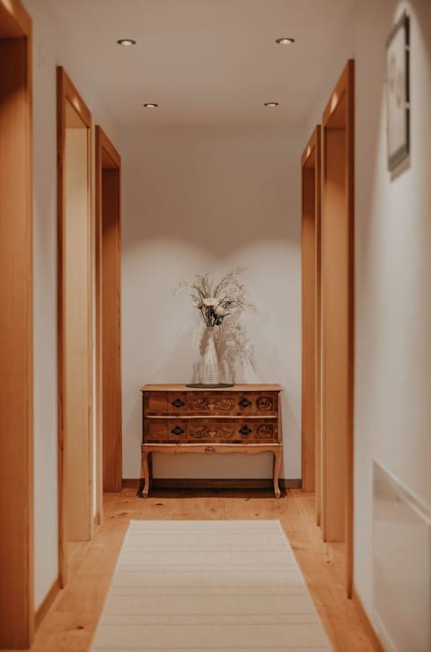 Property, Furniture, Plant, Cabinetry, Wood, Houseplant, Interior Design, Wood Stain, Drawer, Hall