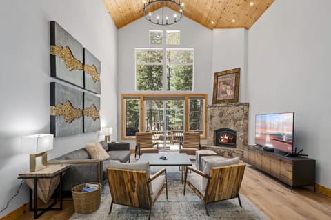 Living Room: Tahoe Donner Forest Hideaway