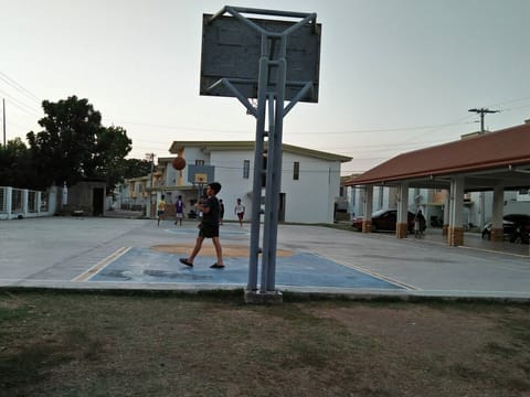 Sport court