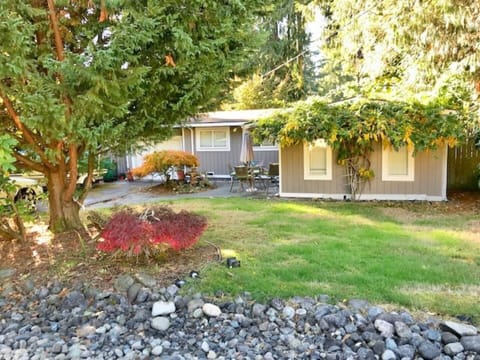 Bungalow near the east side of Lake Sammamish. With lovely trails -free parking.