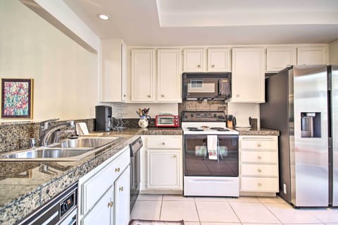 Kitchen | Full Equipped | Standard Drip Coffee Maker