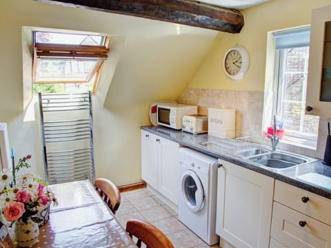 Kitchen | Ashton Court Holiday Cottages - East Granary, Ashton, nr. Leominster