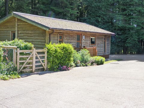 Superb detached lodge | Ash Lodge, Clatworthy, near Williton